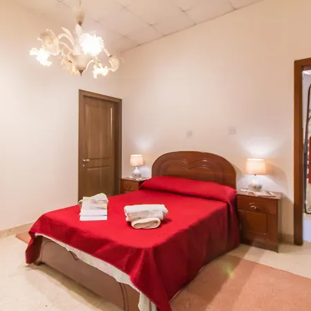 Apartment Sunny Maltese Townhouse Madonnina - Happy *