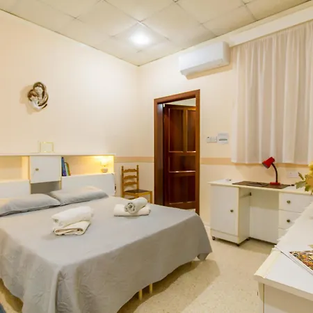 Apartament Sunny Maltese Townhouse Madonnina - Happy