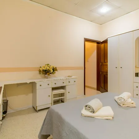 Apartament Sunny Maltese Townhouse Madonnina - Happy