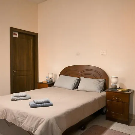 Apartamento Sunny Maltese Townhouse Madonnina - Happy Kalkara