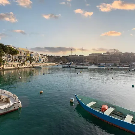 Sunny Maltese Townhouse Madonnina - Happy Kalkara