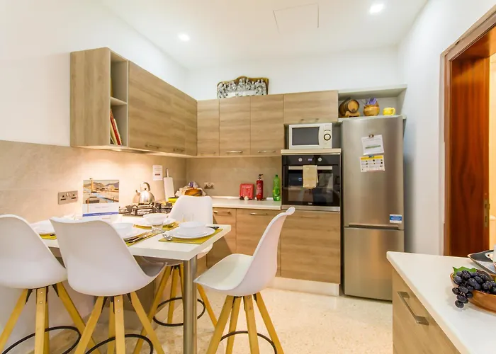 Apartamento Sunny Maltese Townhouse Madonnina - Happy Kalkara