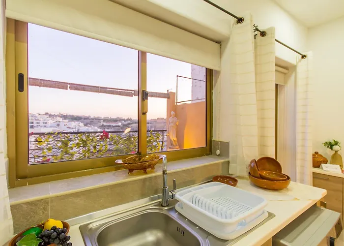 Sunny Maltese Townhouse Madonnina - Happy * Kalkara