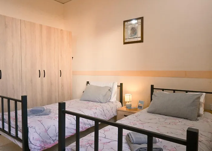 Sunny Maltese Townhouse Madonnina - Happy Apartamento